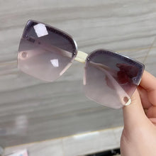 Load image into Gallery viewer, Leslie Sunglasses