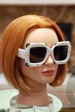 Load image into Gallery viewer, Rhinestone Square Sunglasses