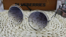 Load image into Gallery viewer, Round Frog Sunglasses