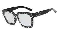 Load image into Gallery viewer, Diamond Sunglasses