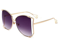 Load image into Gallery viewer, Oversized Square Butterfly Pearl Sunglasses