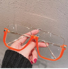 Load image into Gallery viewer, Vintage Square Semi Glasses