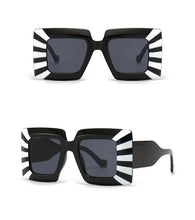 Load image into Gallery viewer, Aterra Sunglasses