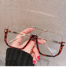 Load image into Gallery viewer, Vintage Square Semi Glasses